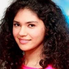 Isabella Mackenzie's Instagram, Twitter & Facebook