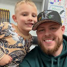 DYLAN HINSON (@dylanhinson) • Instagram photos and videos