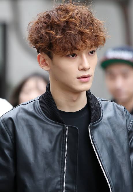 Tóc nam bị xù và cách khắc phục tại Edric Hair Studio