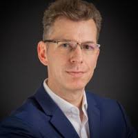 6200+ "Hässel" profiles