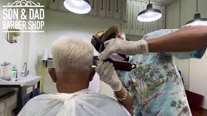 In this video barber elyas provides a relaxing hot towel shave, face massage traditional wet shave and hair wash in the historic 성우이용원 seongu barbershop in seoul, south korea. Step By Step Flat Top Full Instruction Youtube