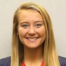 Stephanie Heath's Instagram, Twitter & Facebook