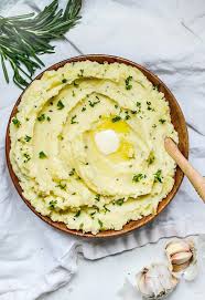 Roasted Garlic Mashed Potatoes With Rosemary Recipe Garlic Mashed Potatoes Roasted Garlic Mashed Potatoes Garlic Mashed