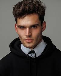 More beautiful shots from the talented @i.am.tarricelove 🕺💃 Plus an old  Chinese restaurant and some guavas… ifykyk