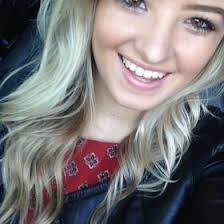 Ashley Sewell (ashleysewellxo)