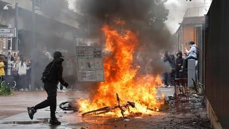Hundreds detained as student protests across France turn violent | France | The Guardian
