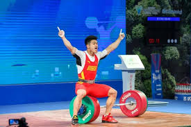 Breaking world records isn't something new for lasha talakhadze. China S Shi Zhiyong Breaks Snatch World Record To Win Asian Title Sports China Daily