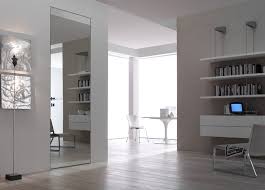 Die lichtdurchlässigkeit einer glasschiebetür sorgt für eine besondere raumatmosphäre. Glasschiebeturen Schiebeturen Aus Glas Glas Schiebetur Deutschland