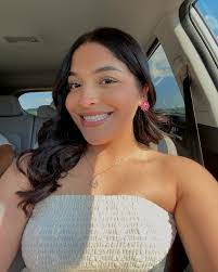 Jessica Tinoco's Instagram, Twitter & Facebook