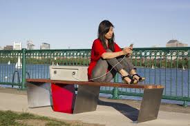 Epingle Par Celine Humbert Sur Design Mu Mobilier Urbain Banc Solaire Et Bancs De Parc