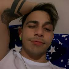 Empezas a hablar con alguien ..la charla se corta de la nada jaja