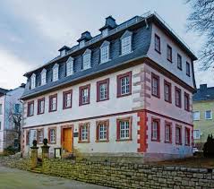 Österreichs trainer franco foda gibt seinen spielern anweisungen vom spielfeldrand aus. Bad Steben Humboldthaus Als Vorbild Fur Engagement Naila Frankenpost