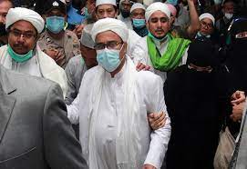 Sep 21, 2007 · maka kyai muda tersebut bertanya pada nenek tentang bisikan terakhir kakek padanya. Habib Rizieq Mau Ke Banten Ulama Dan Kyai Sepuh Keluarkan Imbauan Referensi Berita