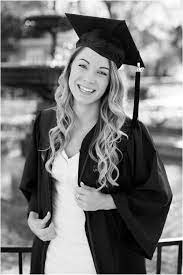 Hannah Radford Senior Session Ashley Powell Photography Graduation Picture Poses College Graduation Pictures Poses Girl Graduation Pictures
