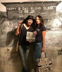 Contact abdee slank on messenger. Menikah Hampir 18 Tahun Ridho Slank Dan Istri Makin Romantis Foto 1