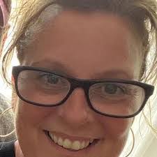 Janine Spencer's Instagram, Twitter & Facebook