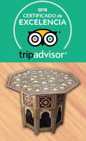 This Technique Consists Of Covering A Surface With Little Geometrical Pieces Of Wooden Inlays Combining Them In Sophisticated Forms Bargueno Artesanias Muebles