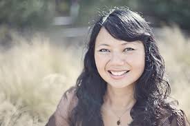 Doan Hoang's Instagram, Twitter & Facebook