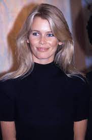 30 Meilleures Schiffer Claudia 90s Photos Et Images Claudia Schiffer Hair Hair Muse 90s Hairstyles
