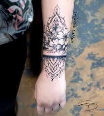 You can symbolize your love and consistency with this marvelous and gorgeous design. Top 71 Best Tribal Flower Tattoo Ideas 2021 Inspiration Guide