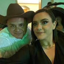 Took selfies with random strangers at the bad bunny concert in Houston.  Except Jessica 🤣 It was such an amazing concert the vibe in our area was  amazing Thank you Cristina Lozano