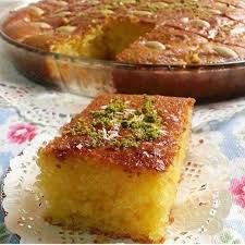 مطبخ منو On Instagram بسبوسة الكريم كراميل جدااااا لذيذه وسريعه لاتفوتكم جربوها وعطوني راي Ramadan Desserts Food Receipes Food