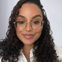 20+ "Emma Luce" profiles