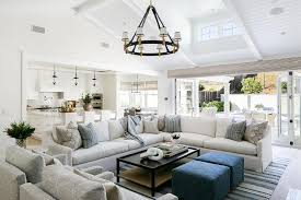Foto di un soggiorno chic — houzz. Transitional Living Room