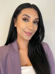 Tina Singh's Instagram, Twitter & Facebook