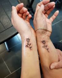 1001 Ideen Und Inspirationen Fur Geschwister Tattoo Motive Geschwister Tattoo Tatowierungen Tattoo Motive