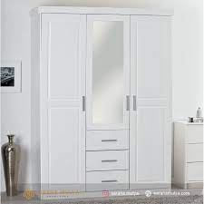 Lemari pakaian 3 pintu lemari 3 pintu lemari baju lemari minimalis wardrobe cabinet loker ram susun rak serbaguna rak susun lemari bayi meja rias. Lemari Pakaian Minimalis Kaca 3 Pintu Sarana Mulya