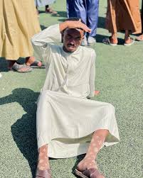 THE BEST WAY TO RESPECT YOURSELF IS TO DISCIPLINE YOURSELF.🦁🕸️. #vlog  #flowers #somali