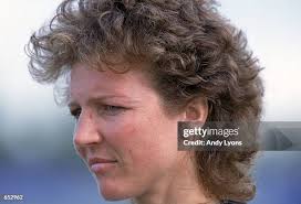 296 Usa Michelle Akers Stock Photos, High-Res Pictures, and Images