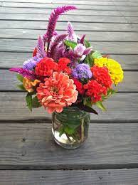 For full service or other wedding needs, we are happy to refer you to our friend and fellow flower farmer beth at crowley house flowers for your. What A Gorgeous Arrangement Farmers Market Flowers Flower Farm Flower Farmer