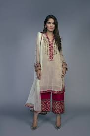 A gorgeous organza wedding dresses from annakoo adds a touch of feminine and grace to our customers all the time. Beautiful Organza Off White Pakistani Wedding Dress By Mina Hassan Online Shopping In Pakistan