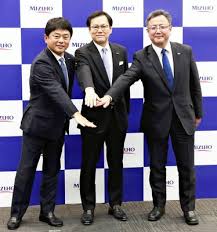 Video cannot currently be watched with this player. ã¿ãšã»éŠ€è¡Œã®æ–°é ­å–ã«åŠ è—¤å‹å½¦æ° è¨¼åˆ¸ç¤¾é•·ã«ã¯æµœæœ¬å‰éƒŽæ° çµŒæ¸ˆ ãƒ‹ãƒ¥ãƒ¼ã‚¹ èª­å£²æ–°èžã‚ªãƒ³ãƒ©ã‚¤ãƒ³