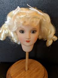 Wig: Lulu Bleach Blonde