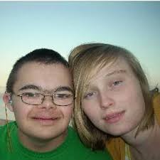 Rosie Avery (@RosieA19)