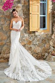 Wollen sie doch ein super modisches hochzeitskleid? Fit And Flare Brautkleider Figurbetont Luxurioses Aufwendig Oder Schlicht