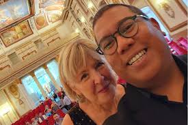 Oboe professor solos in Austria festival