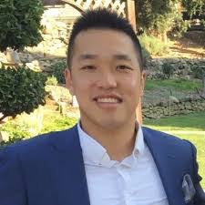 Robert Camardo's Instagram, Twitter & Facebook