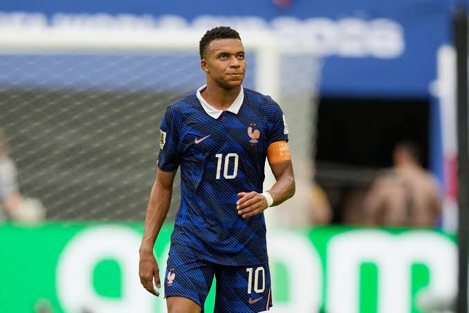 Messi has work to catch Mbappé for the Golden Boot. A 3rd Golden Ball is in  reach in World Cup final | Louisiana First News