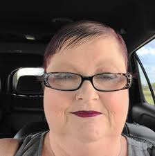 Which coloring tool set is recommended for adult coloring books?