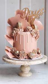 Top Wedding Cake Le Tendenze Per Il 2020 Fab Abito Da Sposa Arte Del Chiodo Disegni I Colori Di Capelli Torte Torte Idee Torta Idee Torta Di Compleanno