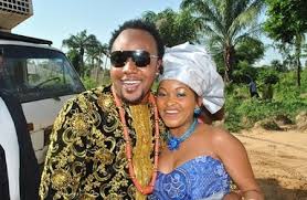 The betrayed husband finds his wife romping on the sofa, and watch: I Left Rich Guys In Lekki To Marry Broke E Money In Ajegunle Wife Of Five Star Music Boss Speaks