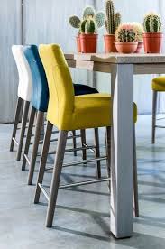 Nordic bar stool outdoor general use white steel stool with back chaise haute pour cuisine tolixes. L Espace Lumineux Du Sud Ouest Chaise Haute Cuisine Chaise Bar Chaise Cuisine