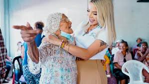 De Only Fans a alcaldesa: la modelo erótica que ha arrasado en las  elecciones municipales de Ecuador