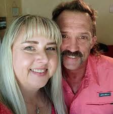 Looks like maybe worms had crawled