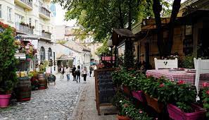 Choose the best airline for you by reading reviews and viewing hundreds of ticket rates for flights going to and from your destination. Belgrad Eine Stadt Im Wandel Kofferpacken At