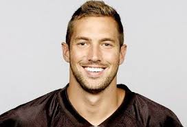 Even though he played for a short time, cameron did play rigorously and earned a. Jordan Cameron Wiki Age Elin Nordegren S Boyfriend Bio Family